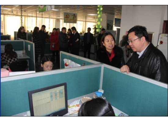 中國青年報編委、共青團(tuán)新聞中心部主任黃勇 一行來我公司調(diào)研指導(dǎo)工作